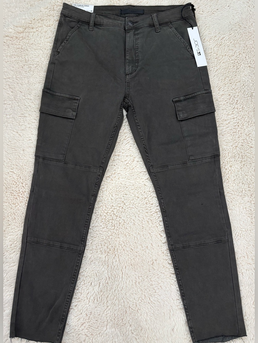 Joe’s Jeans charcoal gray Charlie cargo pants NWT - size 30